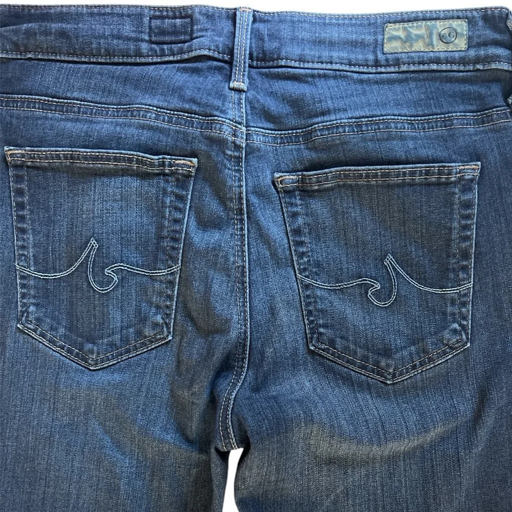 AG Jeans Woman’s high-rise slim straight ankle. Size 28R